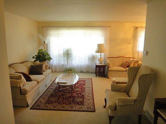3rd image of 18402 Wildwood Ave