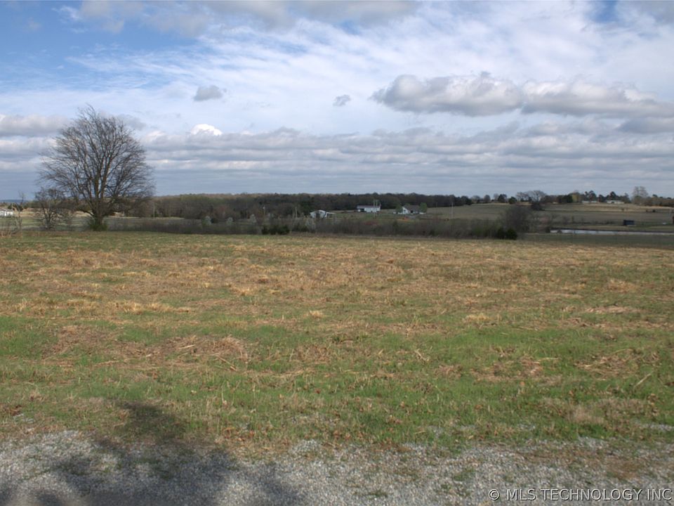 2nd image of 7190 Persimmon Hill Rd