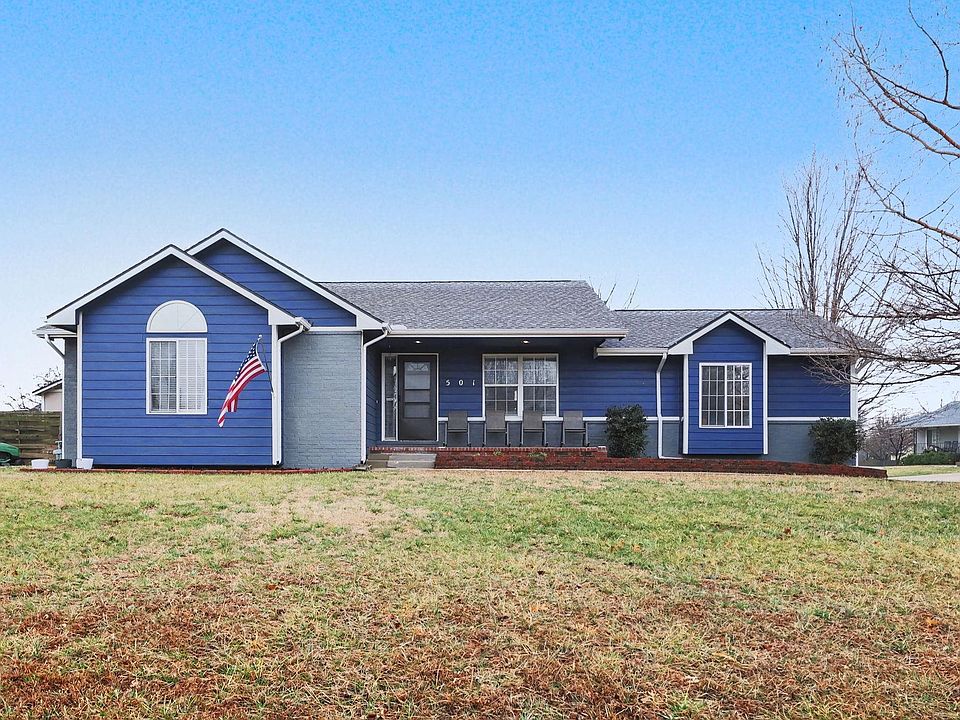1st image of 501 Plumwood Dr