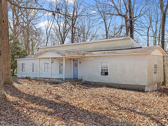 3rd image of 1806 Errel Dowlen Rd