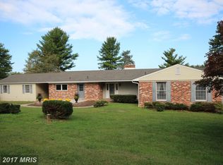 1532 S Pleasant Valley Rd, Westminster, MD 21158