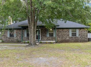 218 Kevin Rd, Hinesville, GA 31313