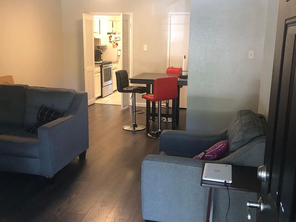 1st image of 13728 Flagstone Ln