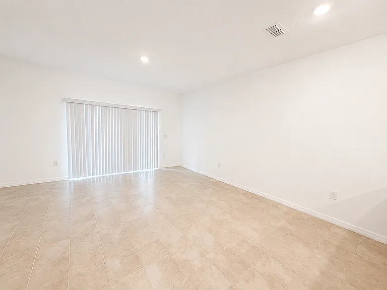 7260 Sabal Ter — Photo 3