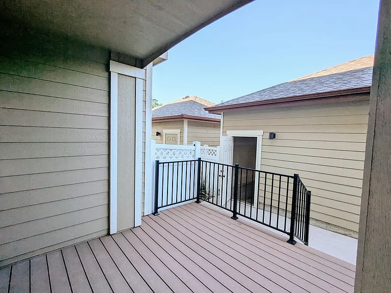 4903 Northern Lights Dr #B — Photo 22