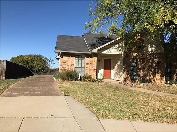 2nd image of 2800 Hamlett Ln
