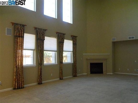 5th image of 671 W Sombra Way