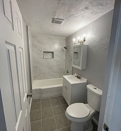 5th image of 76 Bellevue St #2