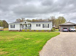 9538 Railroad St, Maceo, KY 42355