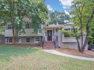 2504 Woodmeadow Pl, Birmingham, AL 35216