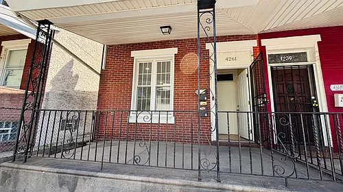 4261 Penn St #2 Photo 1