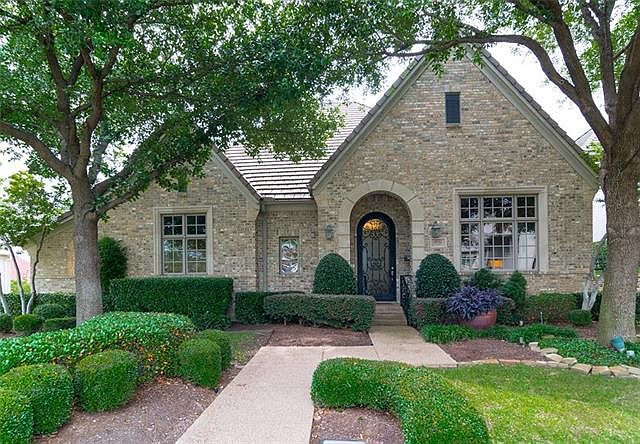 1st image of 4532 Redwood Ct