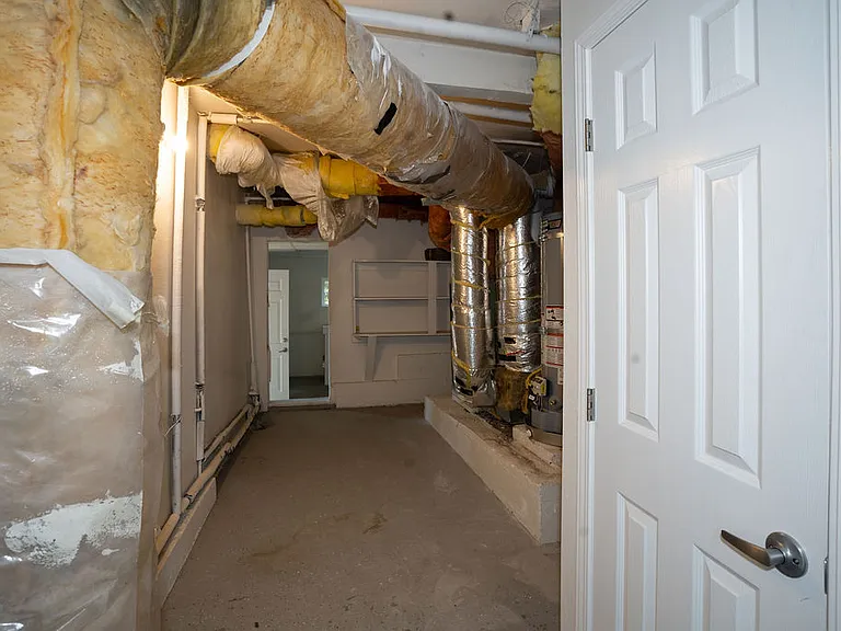 521 Pioneer Rd — Photo 40