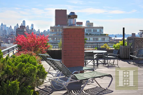 Rented by Halstead Real Estate | media 9