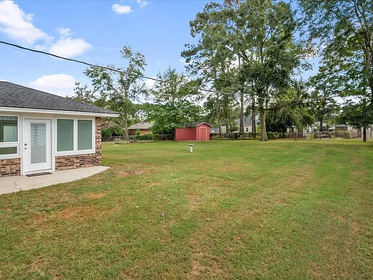 210 Pine Grove Dr — Photo 37