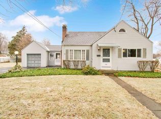 60 Neptune Ave, West Springfield, MA 01089