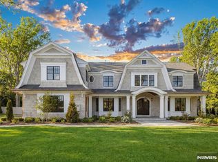 396 Knollwood Rd, Ridgewood, NJ 07450