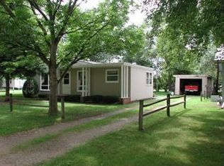 320 8th St SE, Spencer, IA 51301