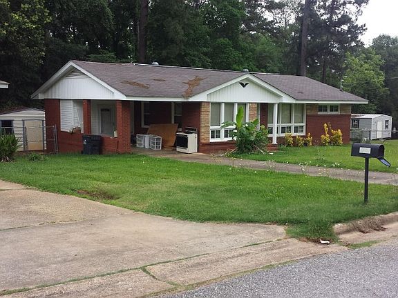 2nd image of 400 29th St