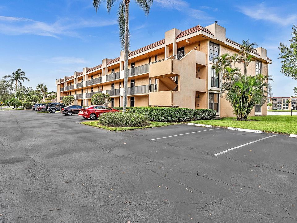 1st image of 5901 Coral Lake Drive #101