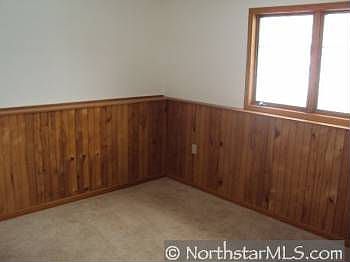 2nd image of 1009 Park Ln