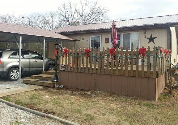 2nd image of 1451 W Highway 25 70
