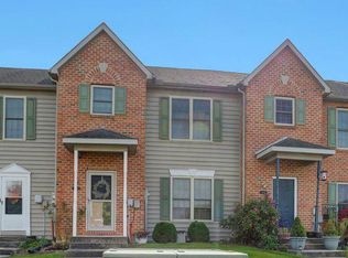 1964 Clinton Ave, Chambersburg, PA 17201