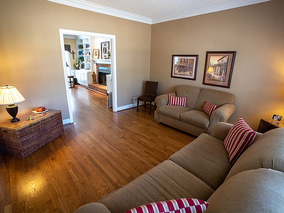 4th image of 1069 Polo Club Dr NW