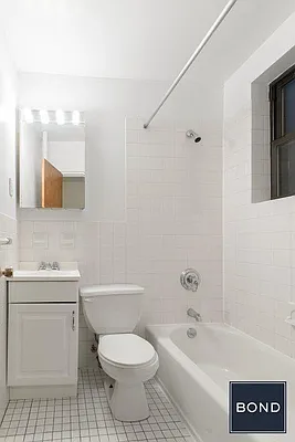 Rented by Bond New York | media 6