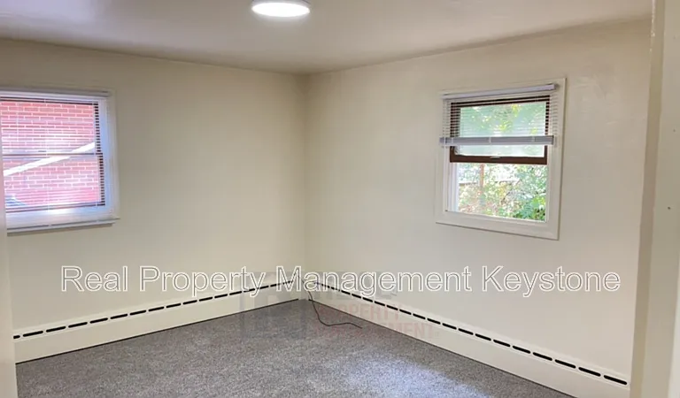 305 Greenlee Rd — Photo 9