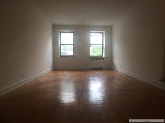 Rented by Sovereign Associates | media 7