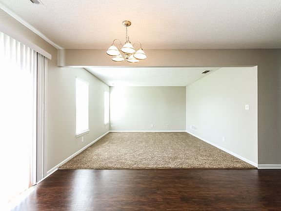 4th image of 3348 Blue Ash Ln