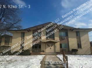 4552 N 92nd St #3, Milwaukee, WI 53225