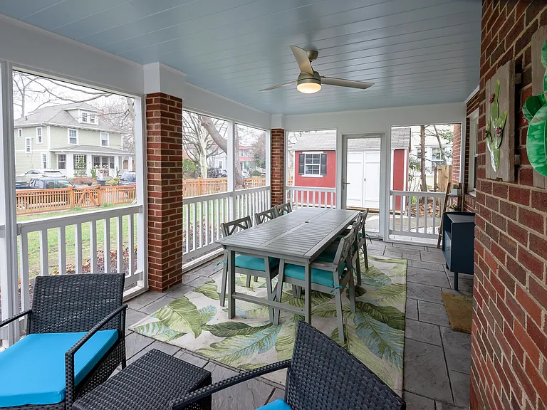 407 Russell Rd — Photo 48