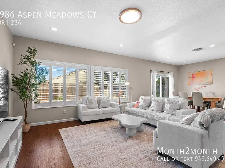 9986 Aspen Meadows Ct — Photo 1