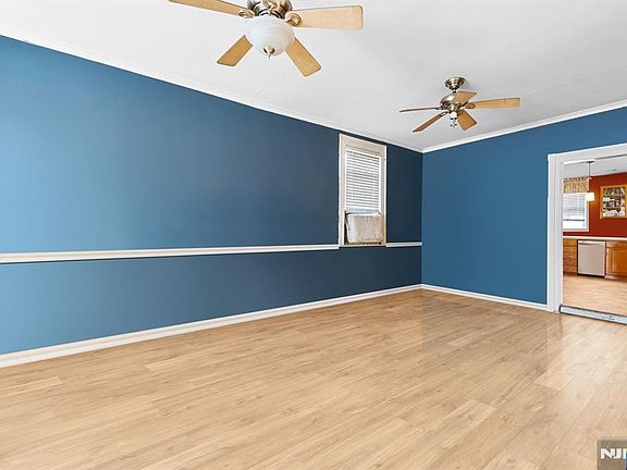 3rd image of 774 8th St
