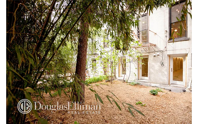 Sold by Douglas Elliman | media 28