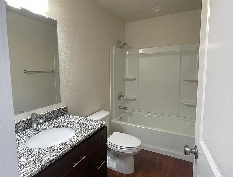 940 W Wilder Ave — Photo 10