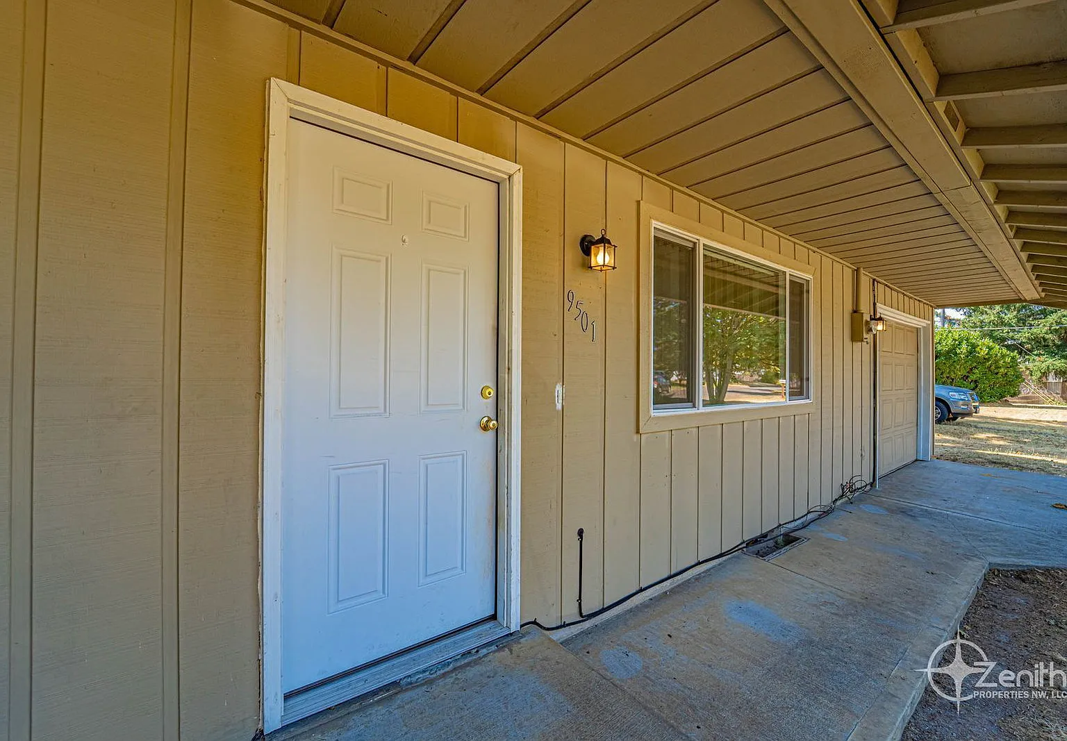 2 bed, 1.0 bath, 858 sqft, $2,095 — Photo 4
