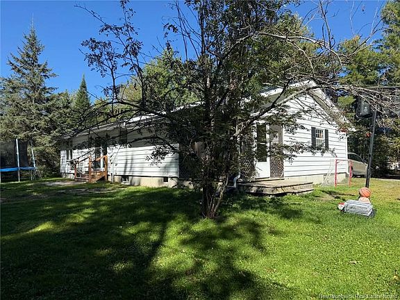 3rd image of 15 McKinnon Rd