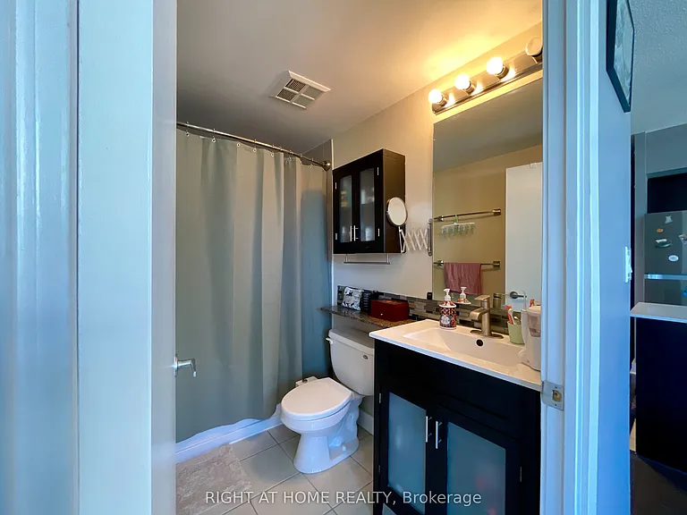 3 Navy Wharf Ct #315 — Photo 19