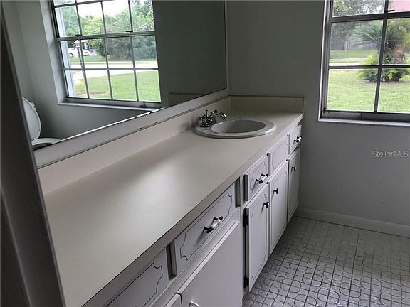 4th image of 955 McKenny Ave