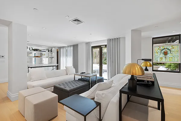 Rented by Nest Seekers International | media 27