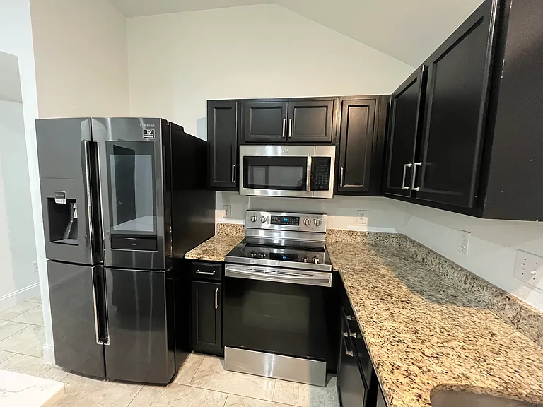 6304 Spring Ranch Dr — Photo 7