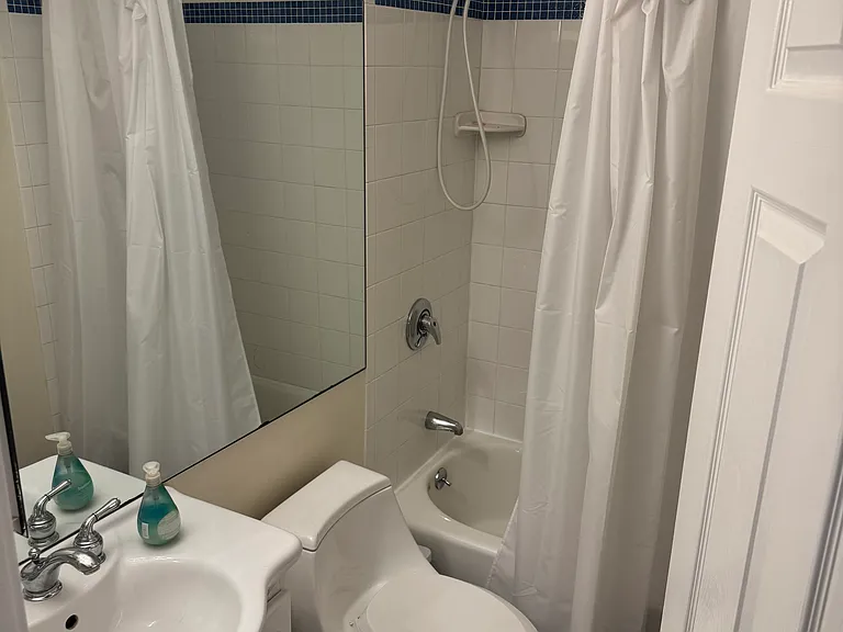 255 Beacon St #1C — Photo 5