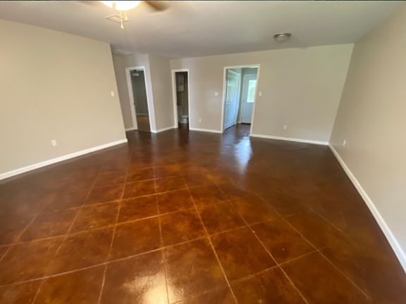 2nd image of 8233 Baudoin Rd #A