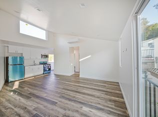 2133 Cove Ave #2134-1/2, Los Angeles, CA 90039