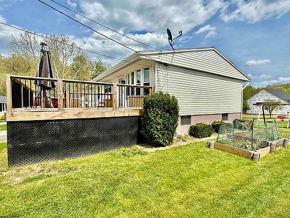 2nd image of 107 Mohawk Dr