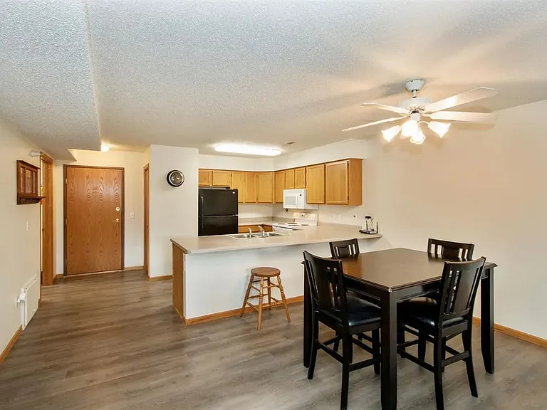 536 W Side Dr #536 — Photo 6