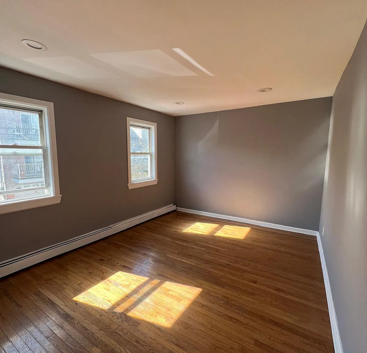 3 bed, $2,200 — Photo 3